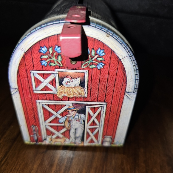 Vintage Tin Barn Bank Collection Bank 1970's - Picture 1 of 11
